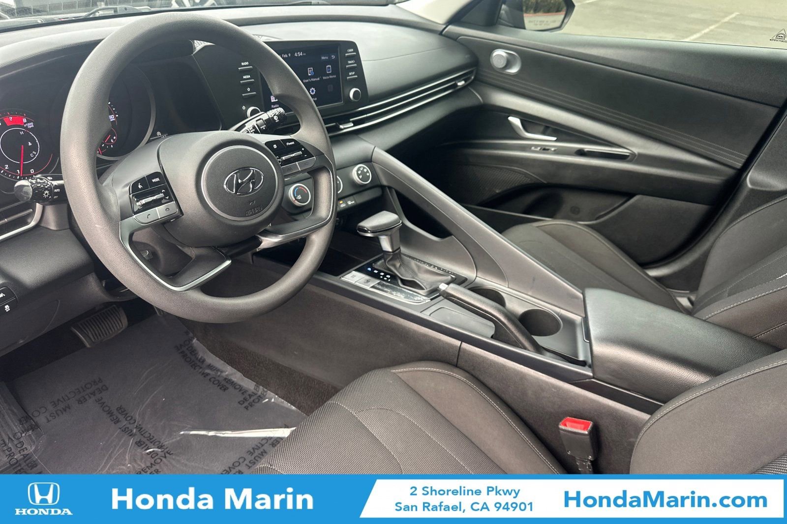 Used 2022 Hyundai Elantra SE image 11