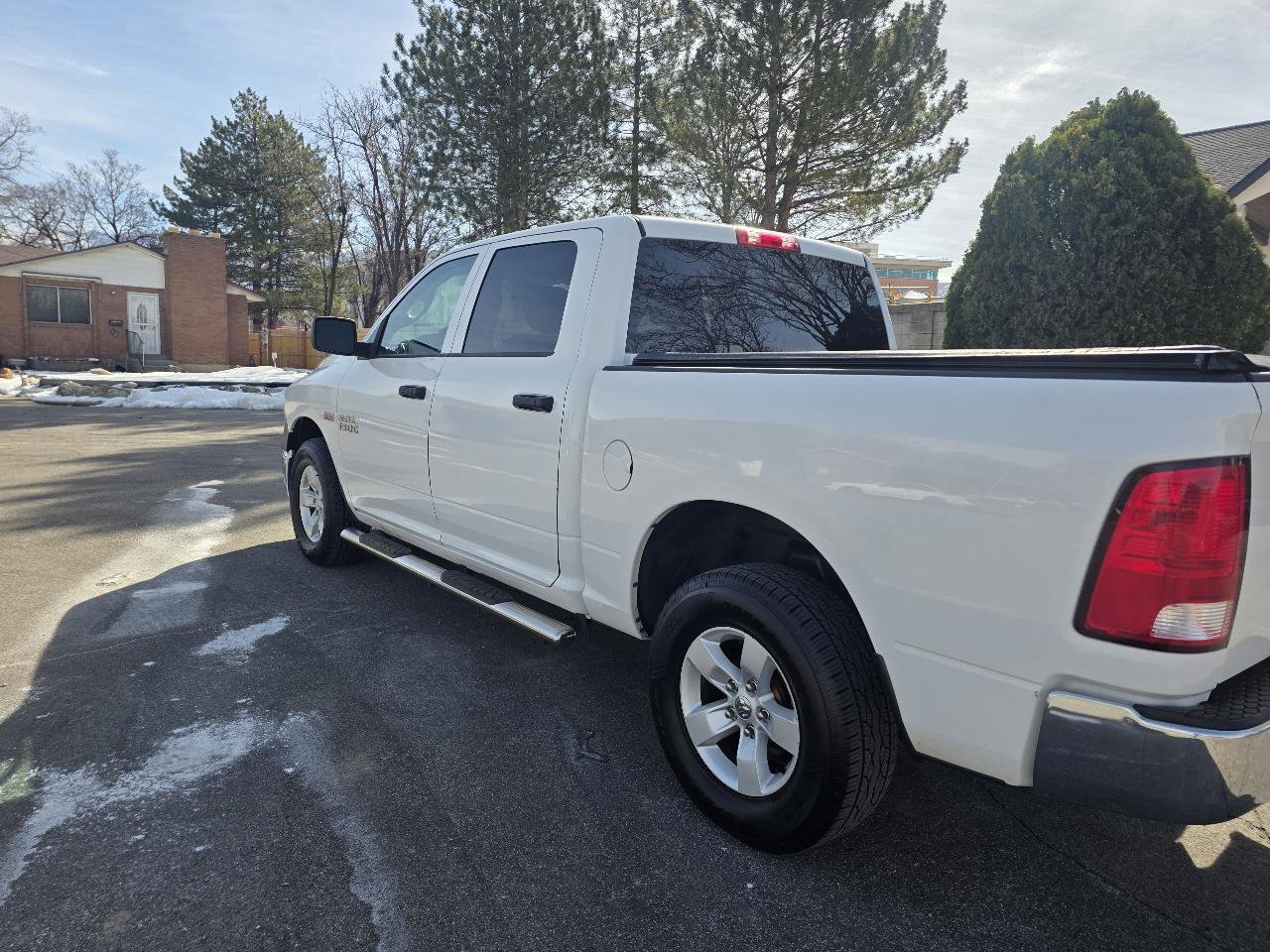 Used 2016 RAM 1500 ST w/ SXT Appearance Group AWD/4WD image 6