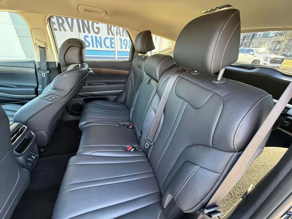 Used 2024 Genesis GV80 2.5T image 8