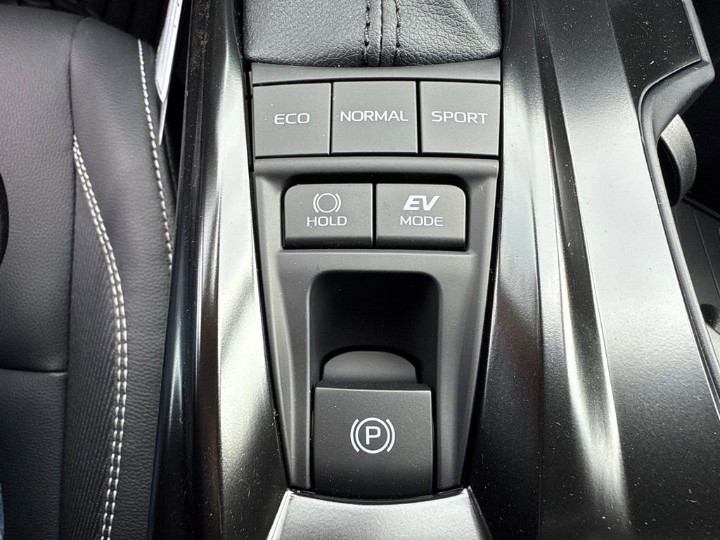 New 2026 Toyota Camry Hybrid image 23