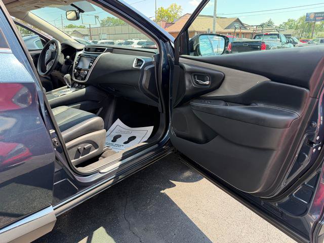 Used 2016 Nissan Murano SL w/ SL Technology Package AWD/4WD image 12