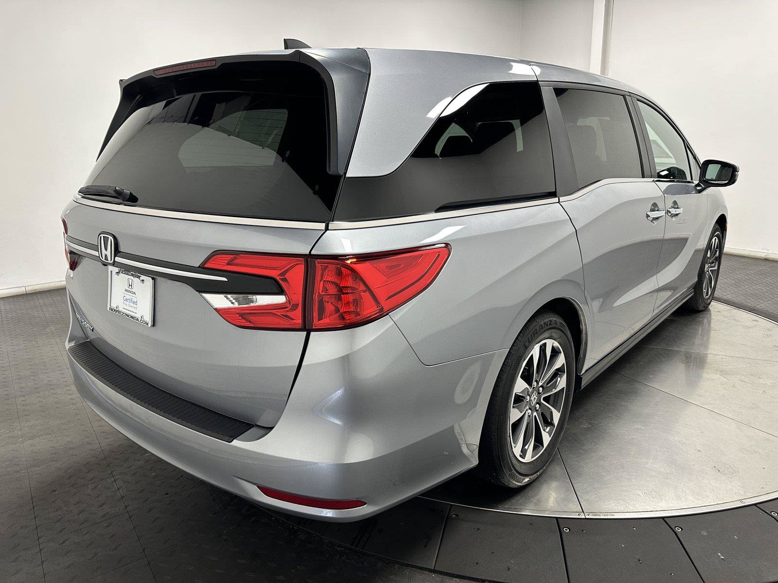 Used 2024 Honda Odyssey EX-L image 13