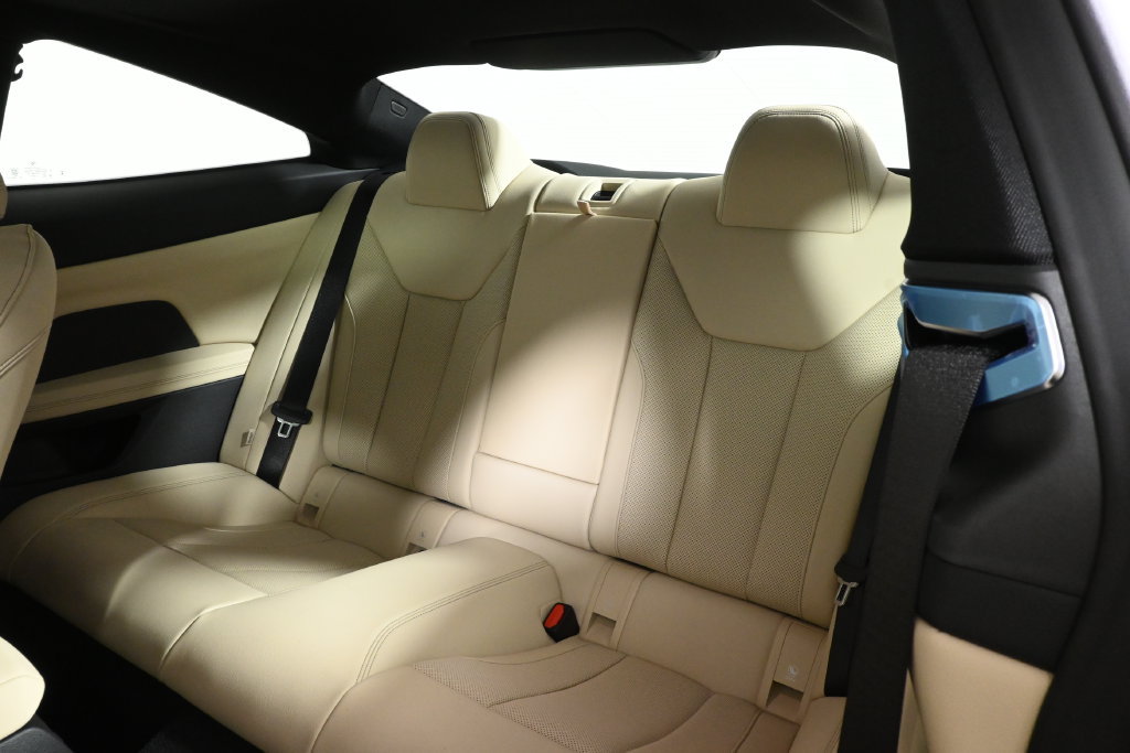 New 2027 BMW 430i Coupe w/ Premium Package AWD/4WD image 4