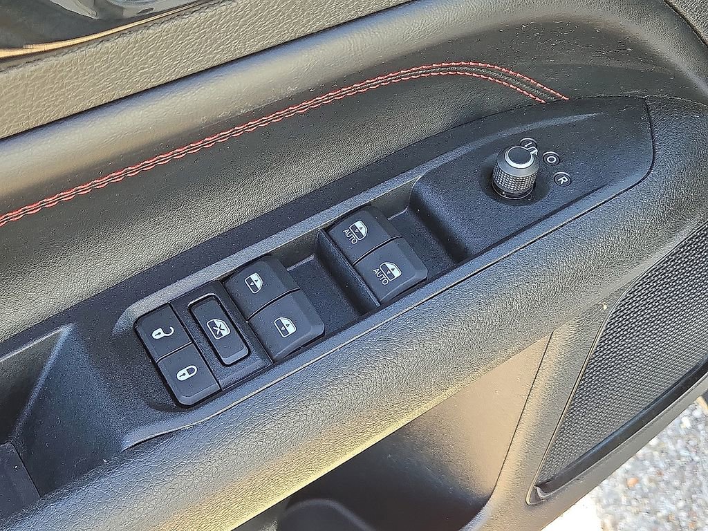 Used 2022 Jeep Compass Trailhawk image 23