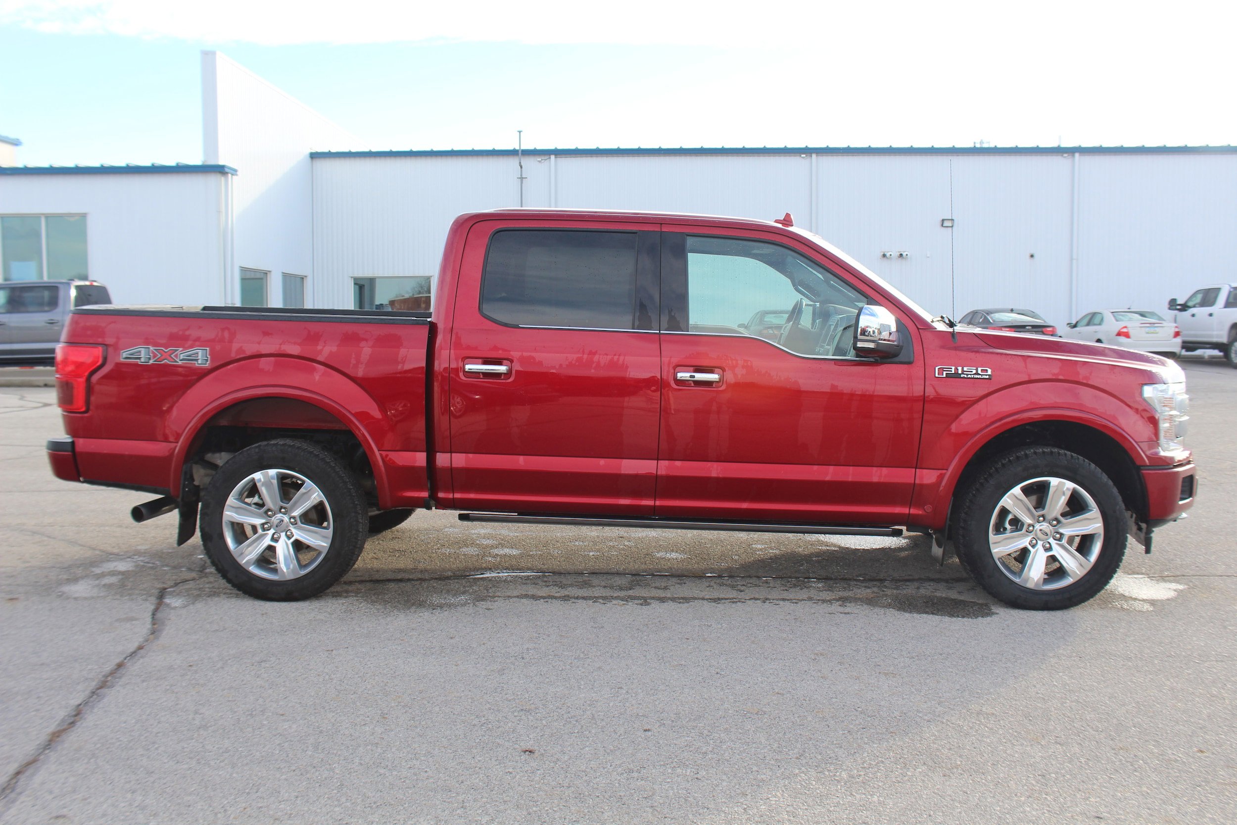 Used 2019 Ford F150 Platinum w/ Equipment Group 701A Luxury AWD/4WD image 4