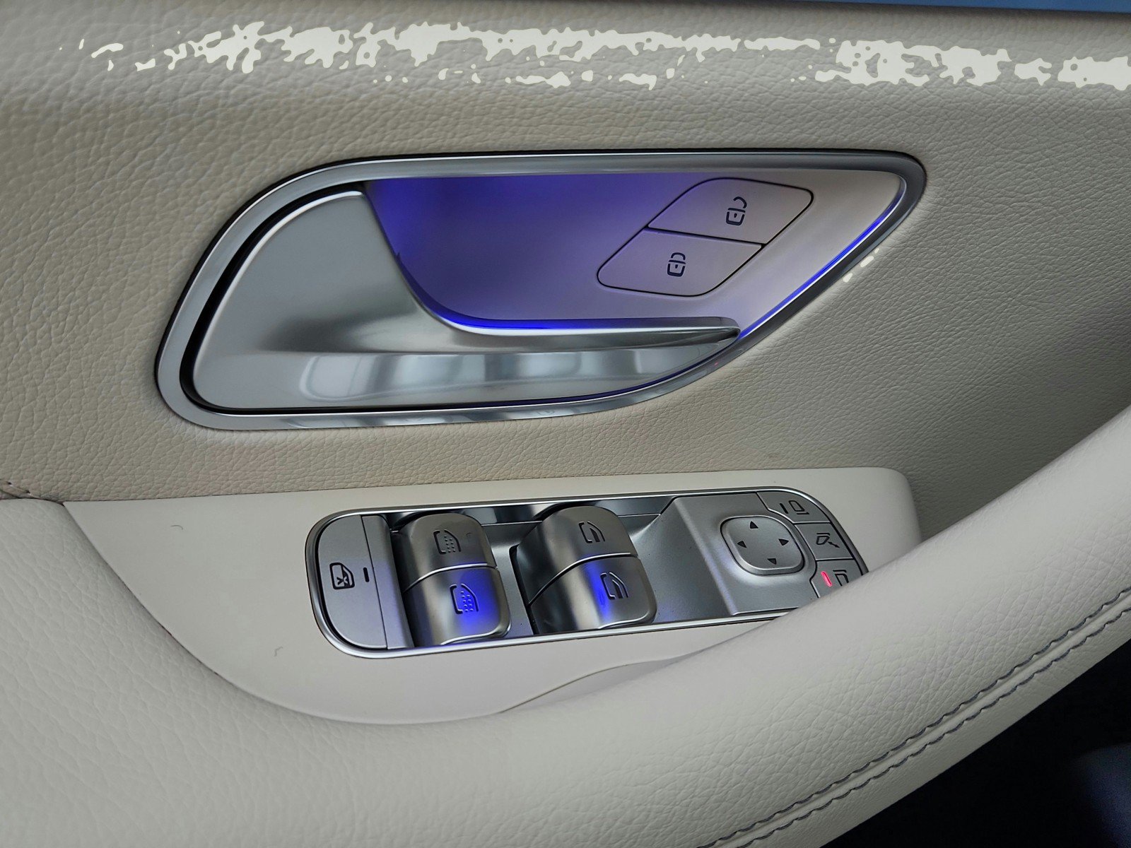 New 2026 Mercedes-Benz GLS 580 4MATIC image 23