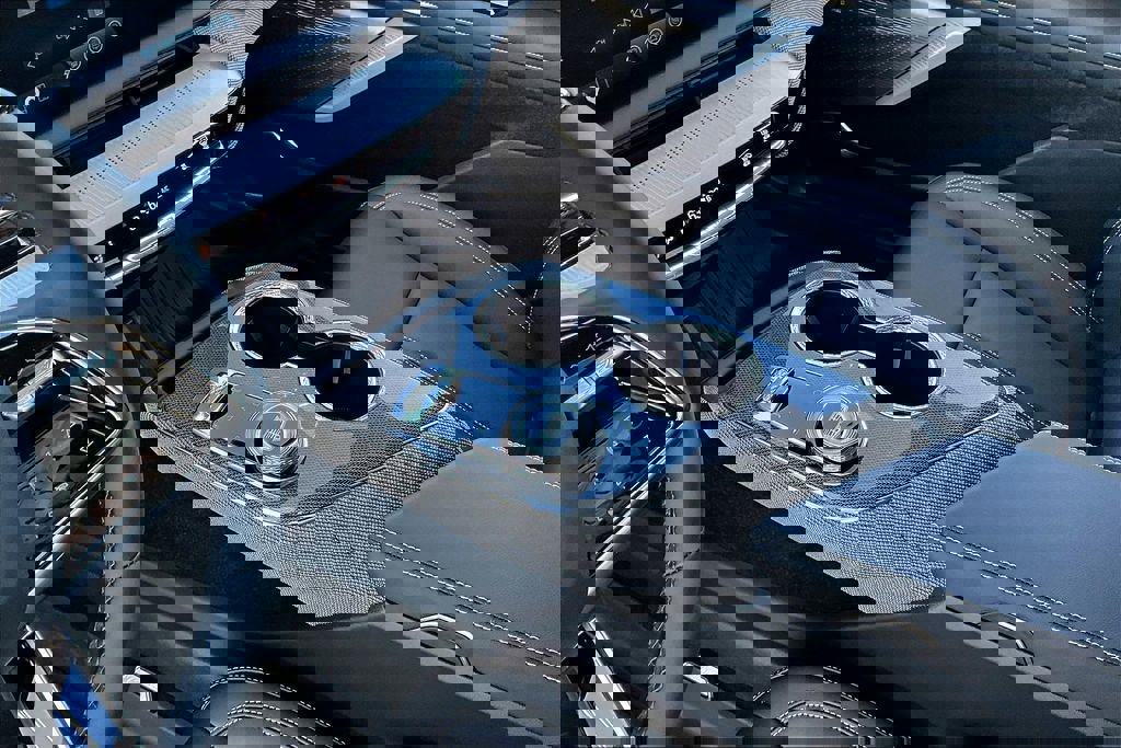 New 2026 Cadillac Optiq Luxury 1 image 8