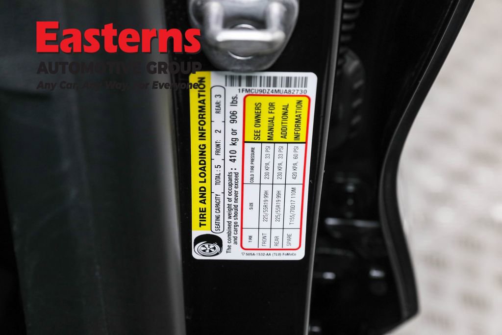 Used 2021 Ford Escape Titanium image 38