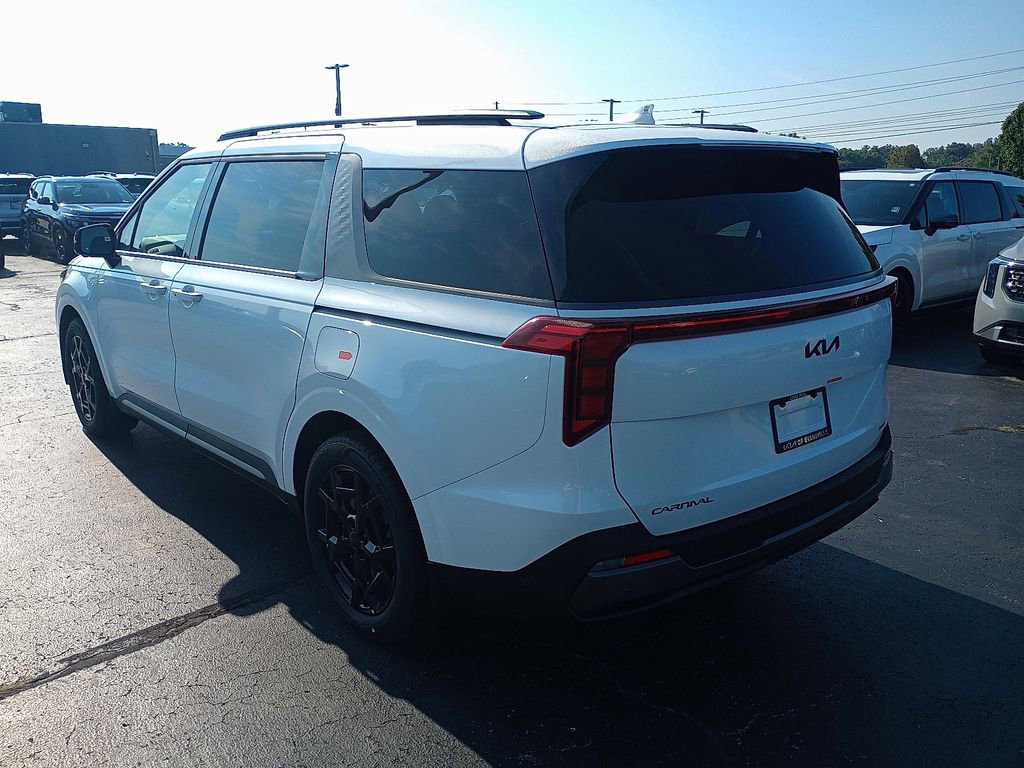 New 2026 Kia Carnival SX w/ SX Dark Edition Package image 5