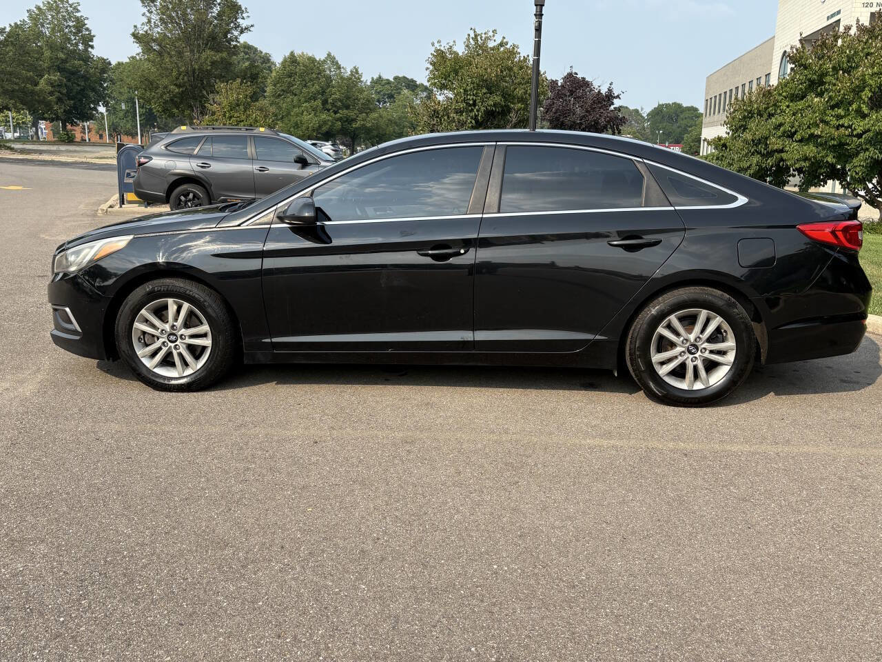 Used 2016 Hyundai Sonata SE image 16