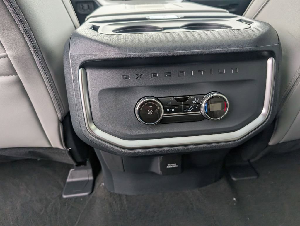 New 2026 Ford Expedition Max Active image 39