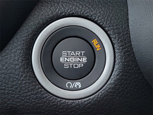 New 2026 RAM 1500 4x4 Crew Cab image 17