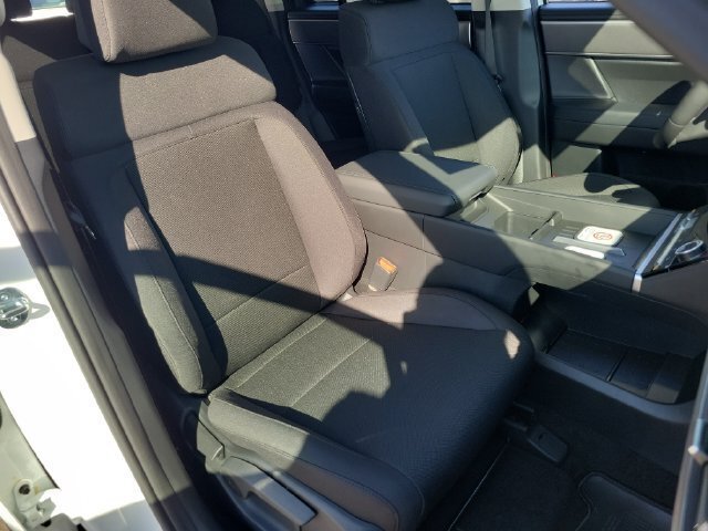 New 2027 Hyundai Santa Fe SE FWD image 21