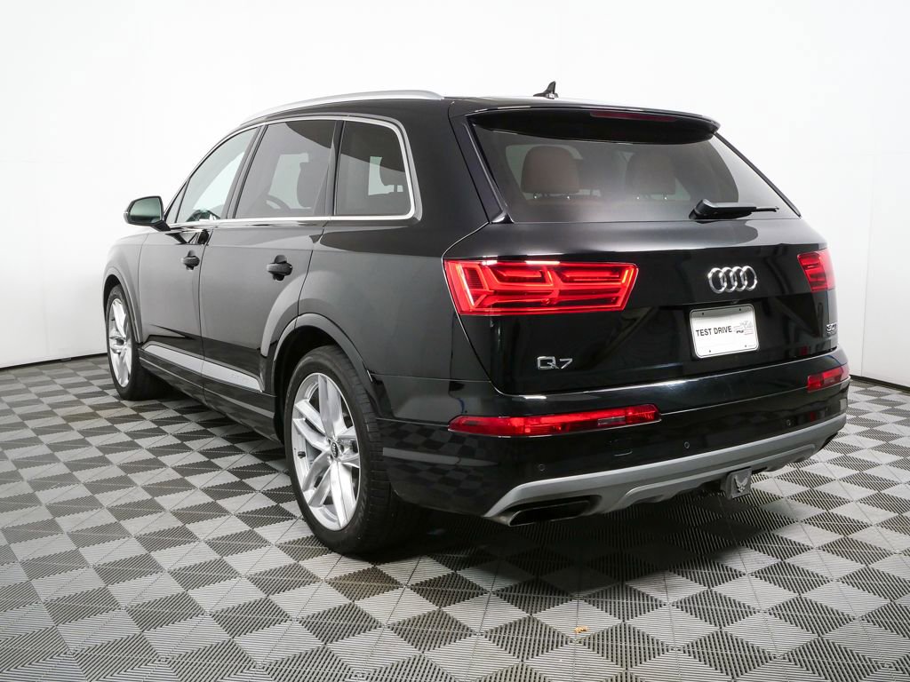 Used 2018 Audi Q7 3.0T Prestige AWD/4WD image 3