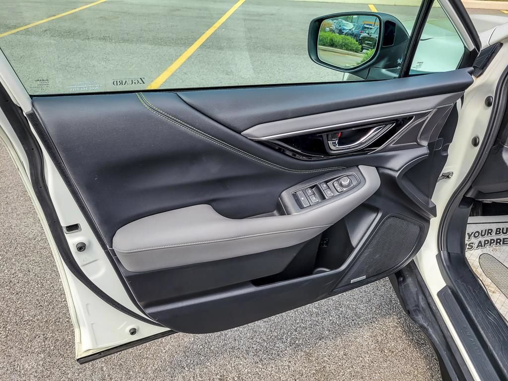 Certified 2024 Subaru Outback Onyx Edition XT AWD/4WD image 25