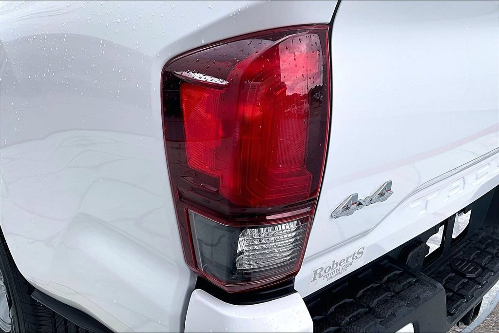 Certified 2023 Toyota Tacoma SR AWD/4WD image 26