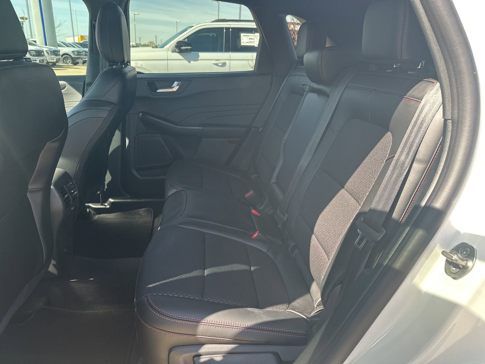 New 2026 Ford Escape ST-Line Select w/ Tech Pack #1 AWD/4WD image 15