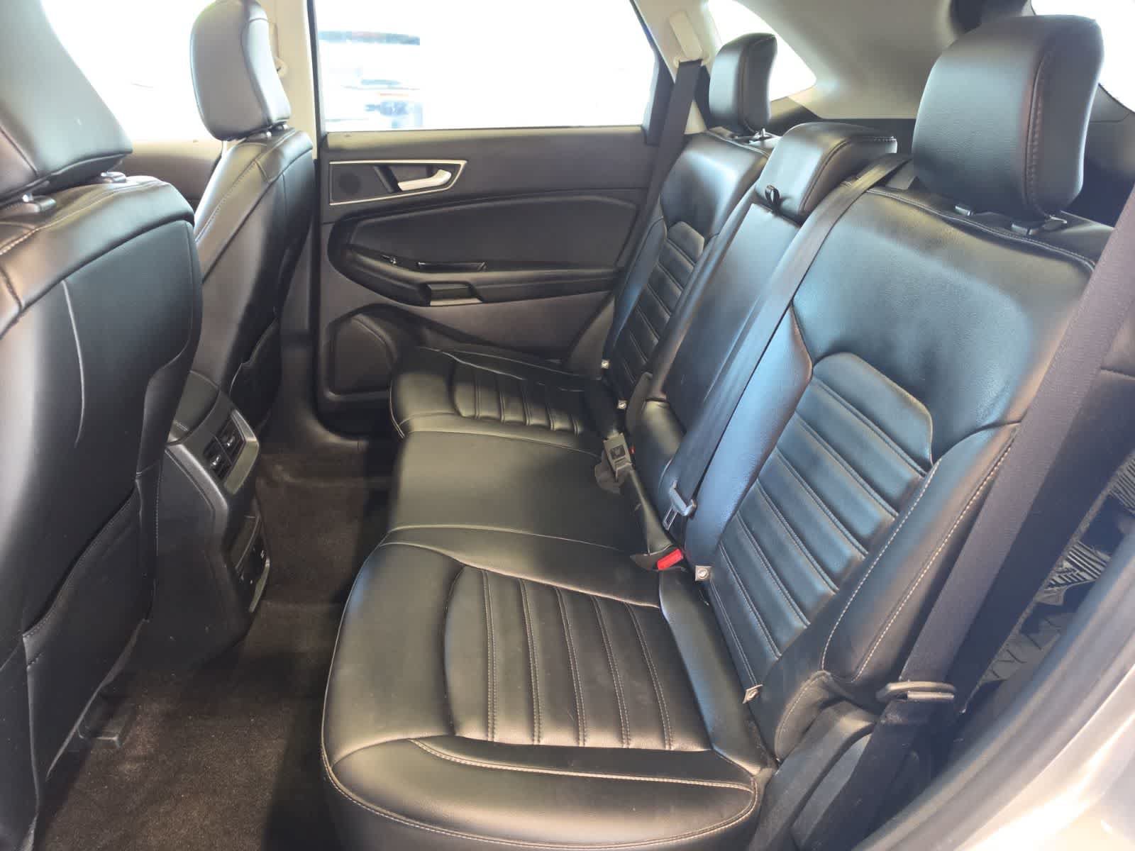 Used 2020 Ford Edge SEL w/ Convenience Package AWD/4WD image 32