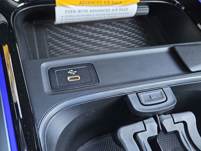 New 2026 Mercedes-Benz GLB 250 4MATIC image 13