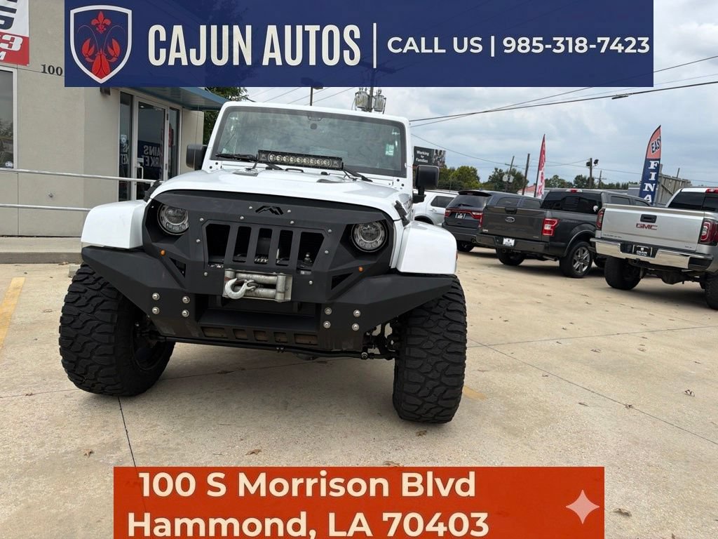 Used 2017 Jeep Wrangler Unlimited Rubicon AWD/4WD image 5
