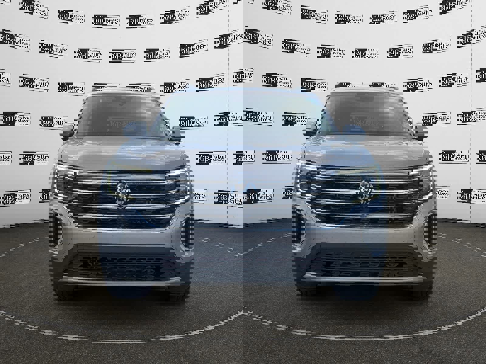 Used 2025 Volkswagen Atlas SE image 8