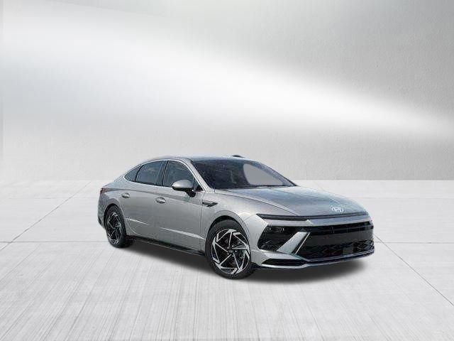 New 2026 Hyundai Sonata SEL FWD image 2