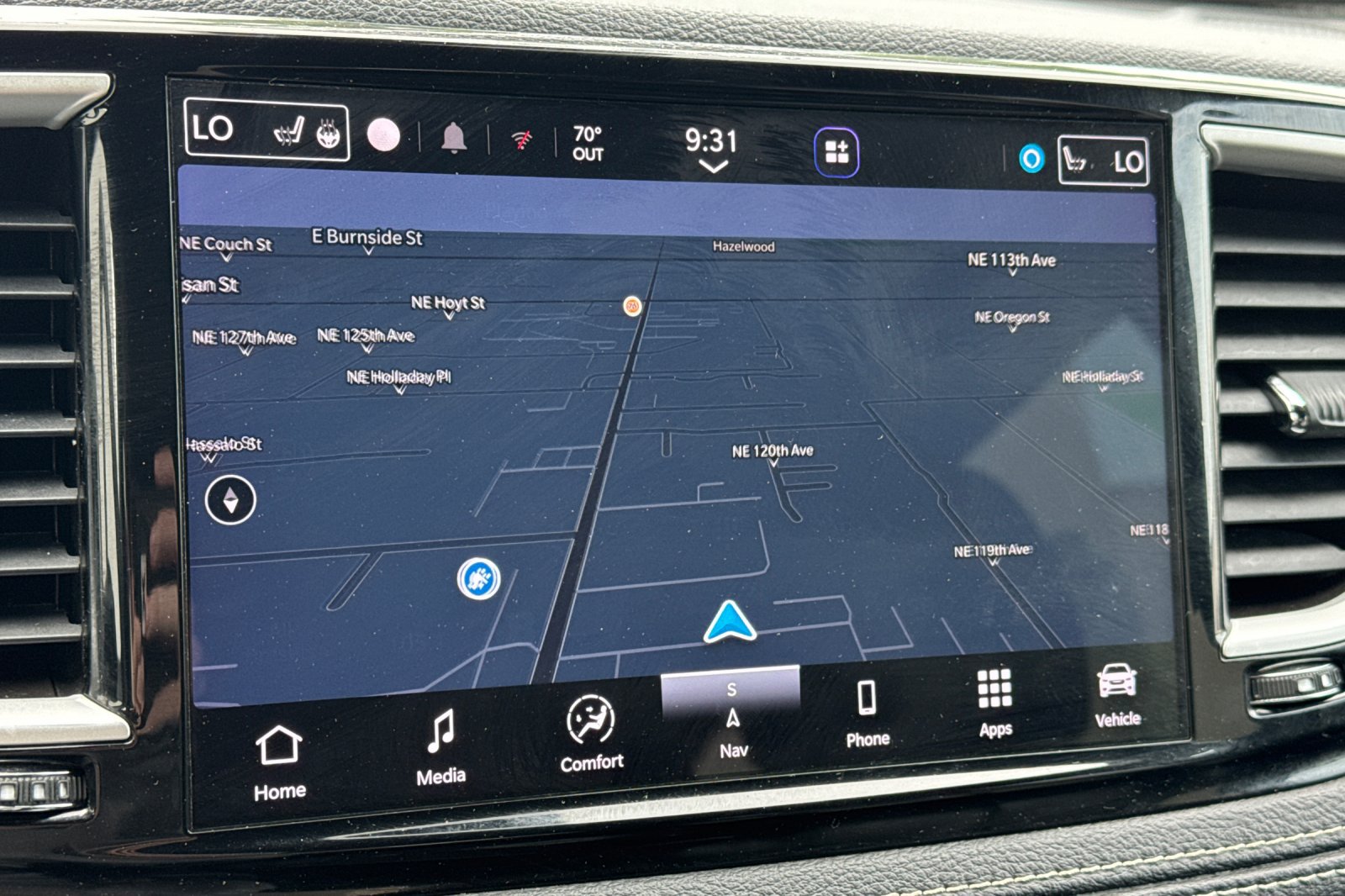 Used 2021 Chrysler Pacifica Touring-L w/ Uconnect Theater Family Group FWD image 20