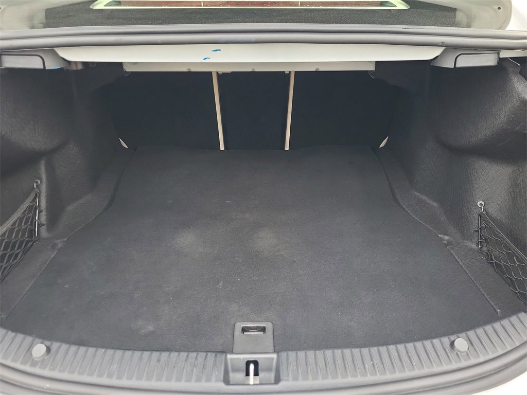 Used 2018 Mercedes-Benz C 300 4MATIC Sedan w/ Premium Package image 16