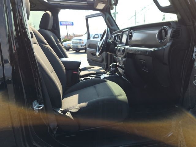 Used 2021 Jeep Wrangler Unlimited Sport w/ Sun And Sound Package AWD/4WD image 38