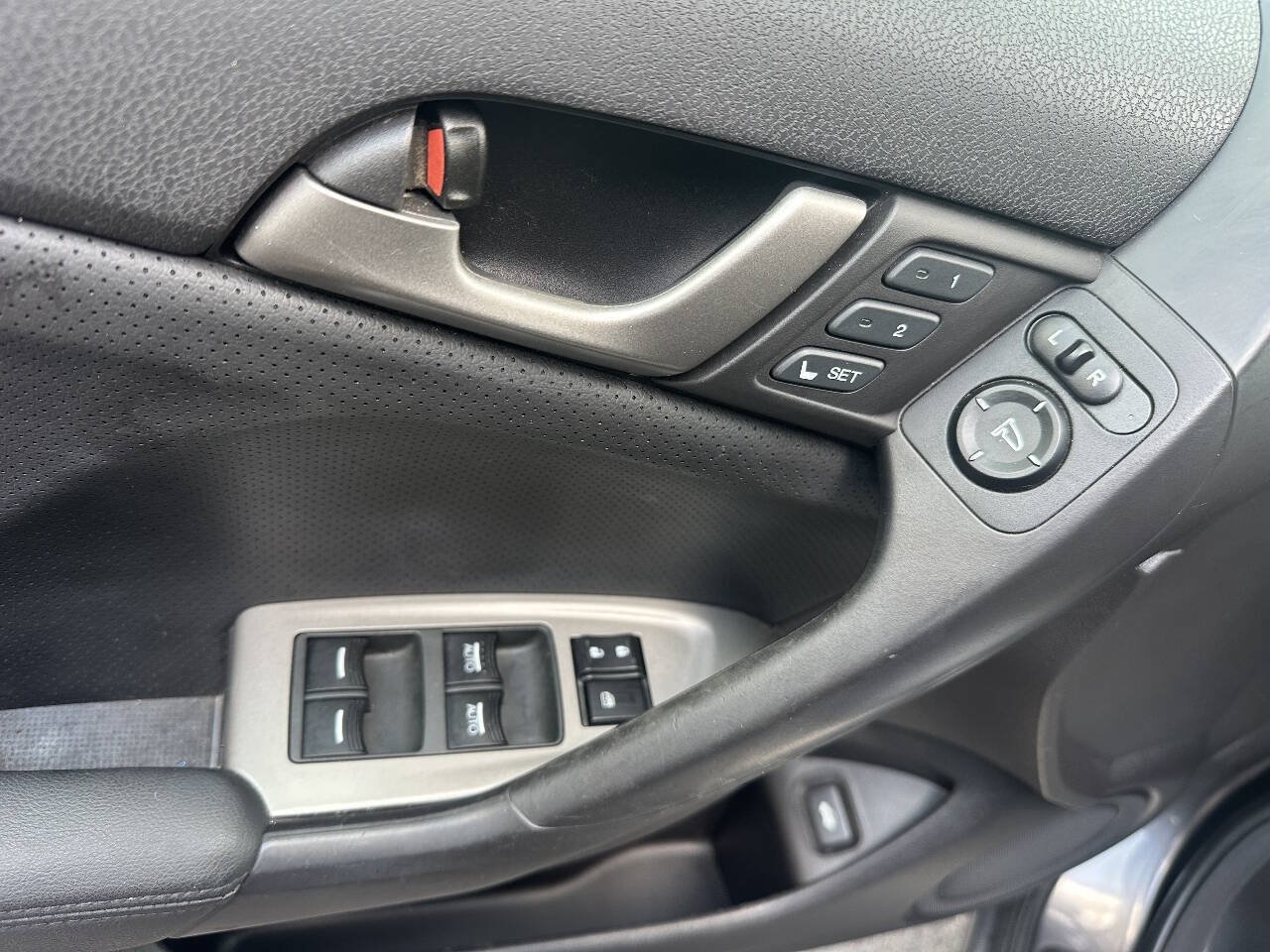 Used 2010 Acura TSX V6 Sedan FWD image 21