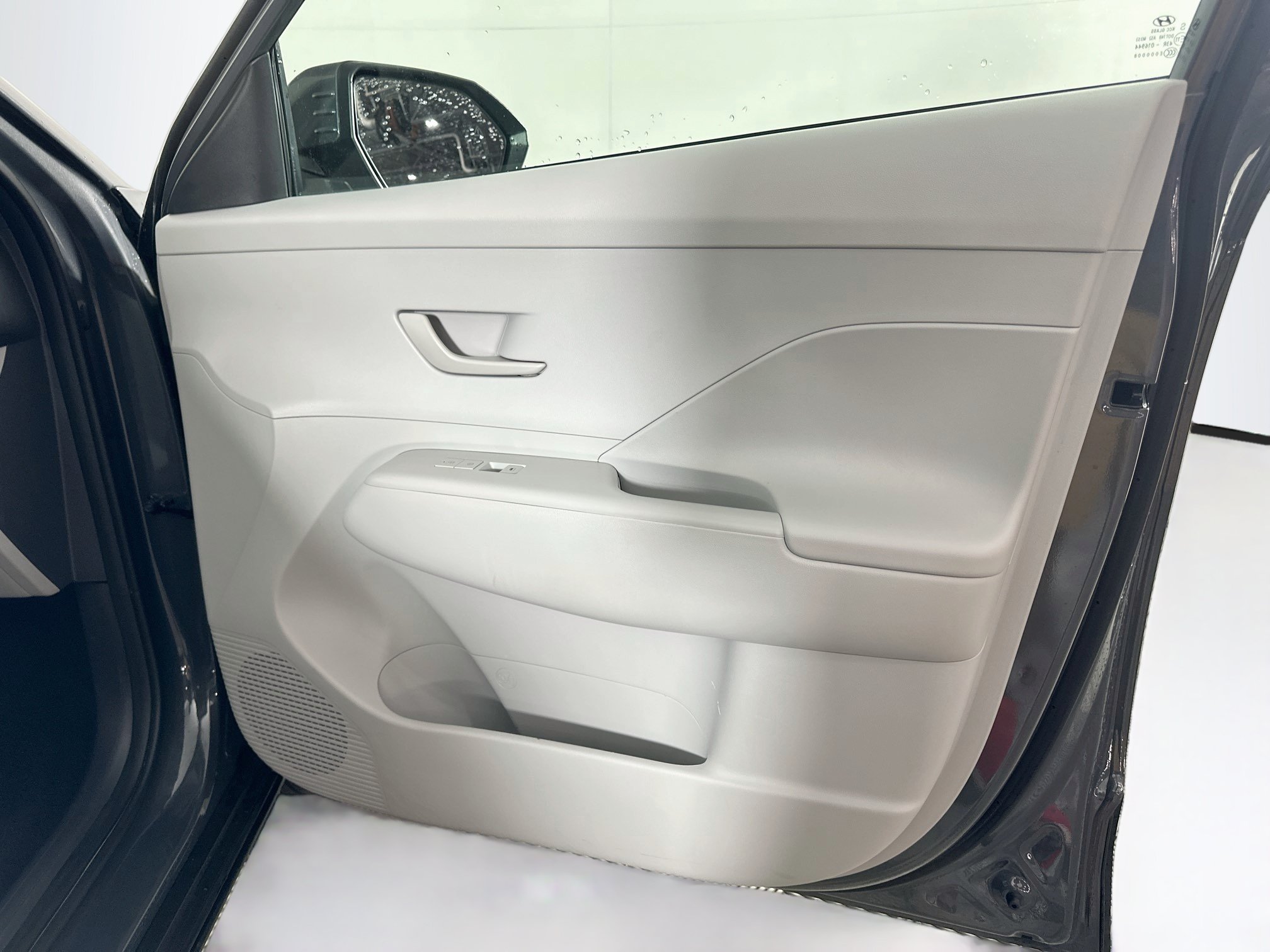 Used 2025 Hyundai Kona SEL AWD/4WD image 31