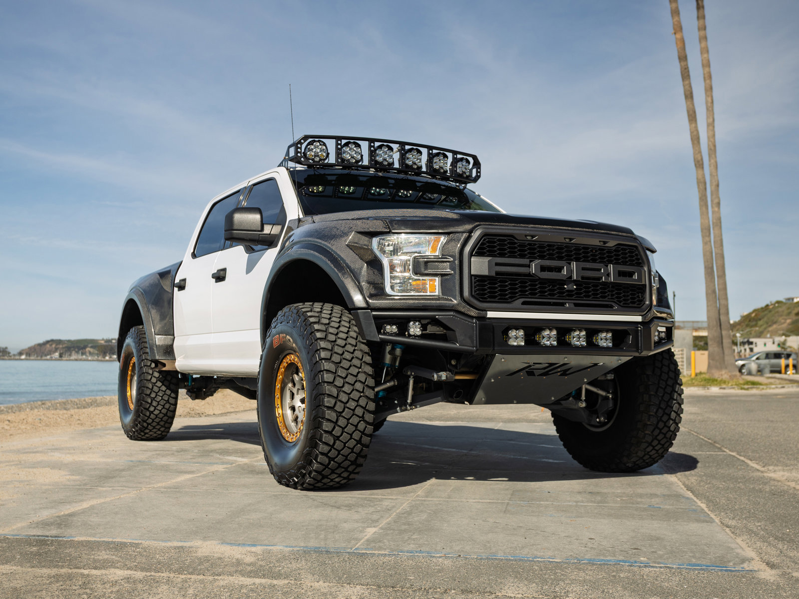 Used 2016 Ford F150 XLT AWD/4WD image 3