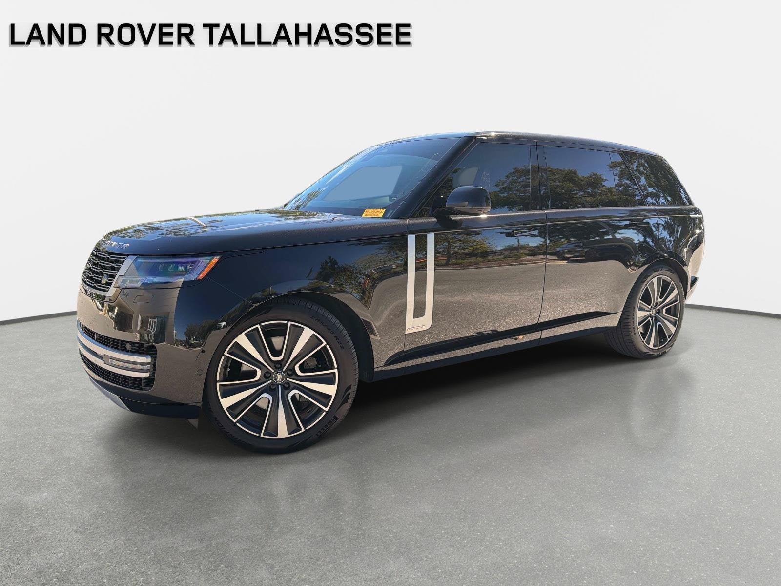 Used 2024 Land Rover Range Rover Long Wheelbase Autobiography AWD/4WD image 25