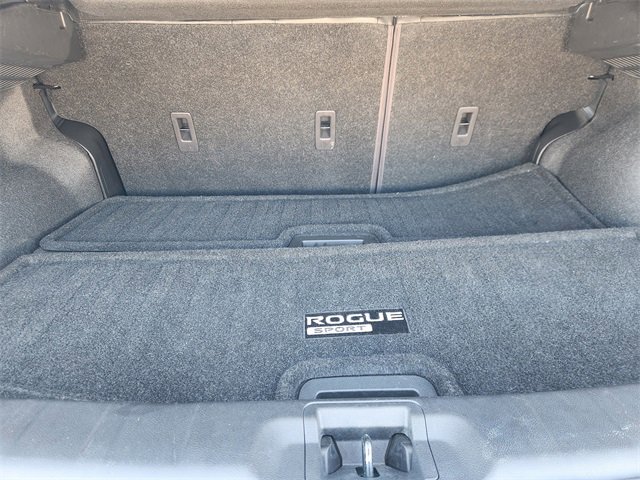 Used 2022 Nissan Rogue Sport SL w/ Premium Package image 32