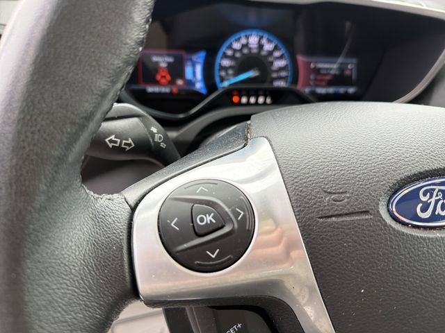 Used 2017 Ford C-MAX Energi Titanium w/ Equipment Group 501A image 18