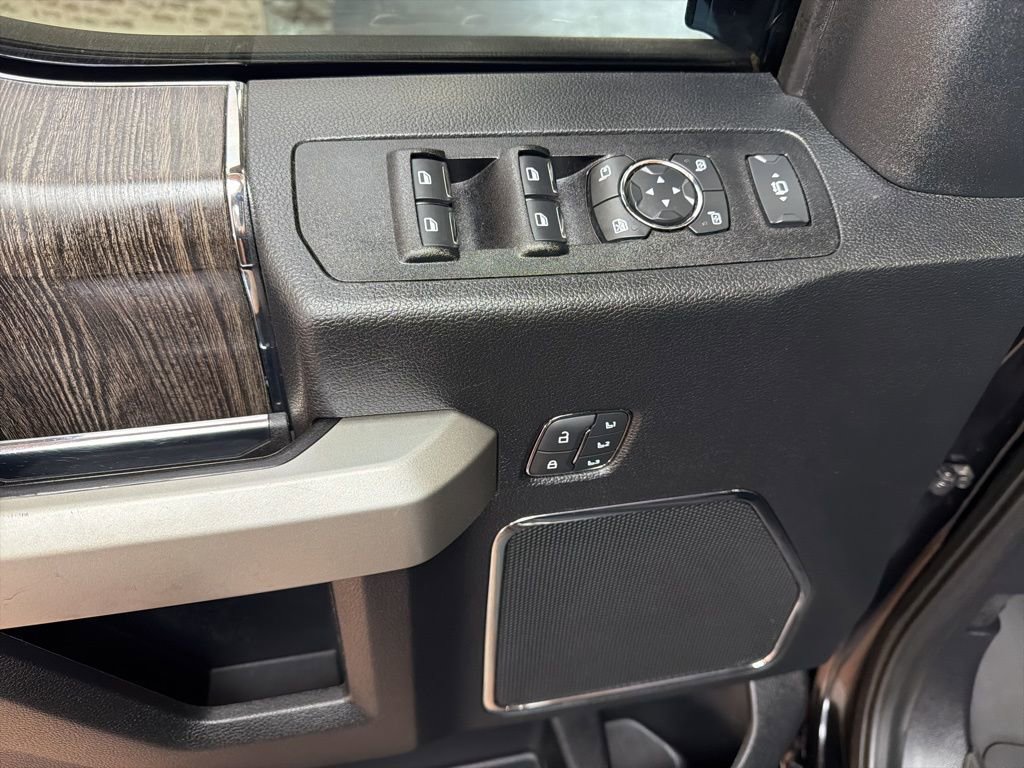 Used 2021 Ford F250 Lariat w/ Tremor Off-Road Package image 22