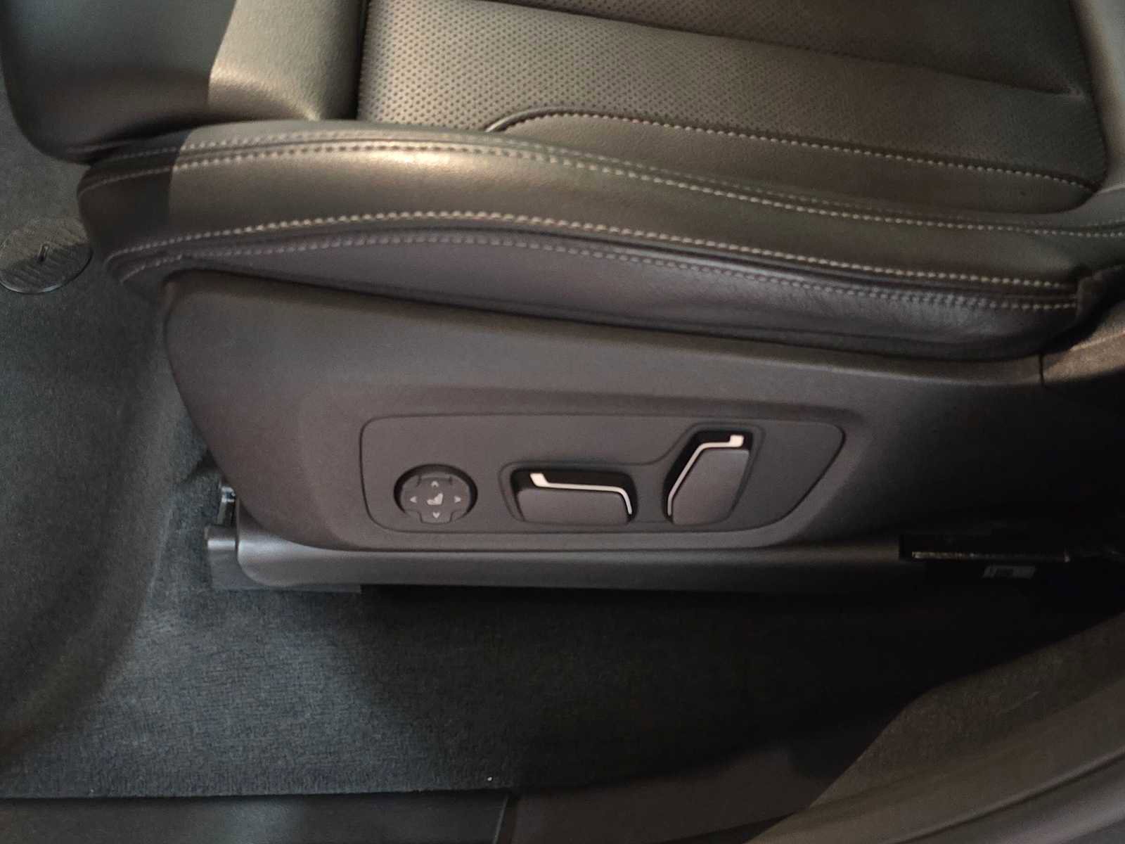 Used 2024 BMW X3 xDrive30i image 23