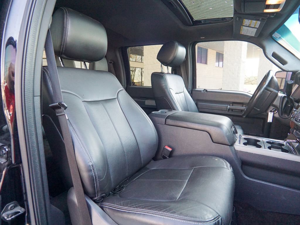 Used 2016 Ford F250 Lariat w/ Lariat Ultimate Package image 35