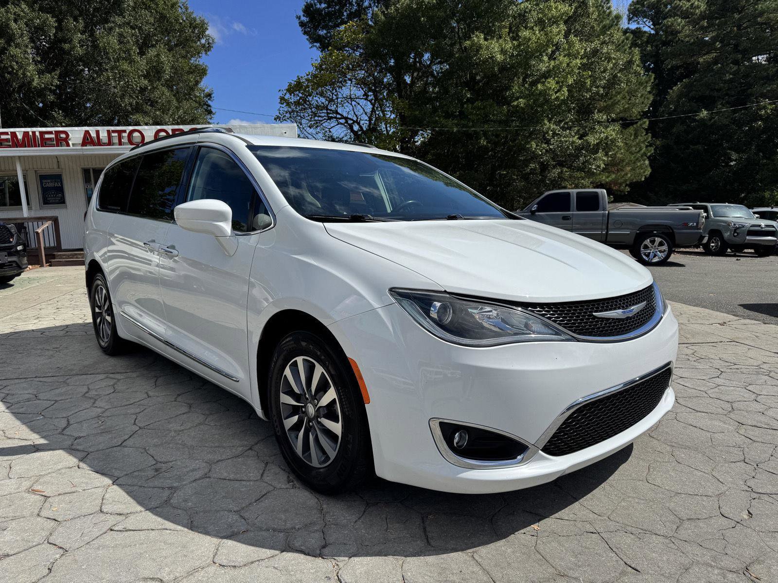 Used 2020 Chrysler Pacifica Touring-L Plus