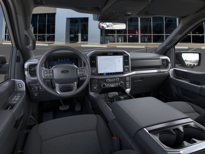 Used 2025 Ford F150 XLT w/ Equipment Group 302A MID image 17