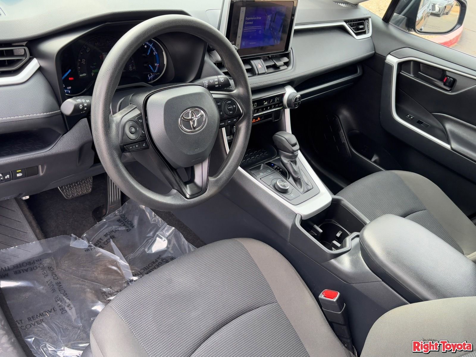 Certified 2025 Toyota RAV4 LE image 19