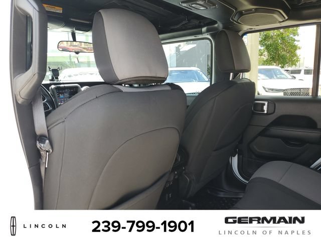 Used 2019 Jeep Wrangler Unlimited Sahara AWD/4WD image 21
