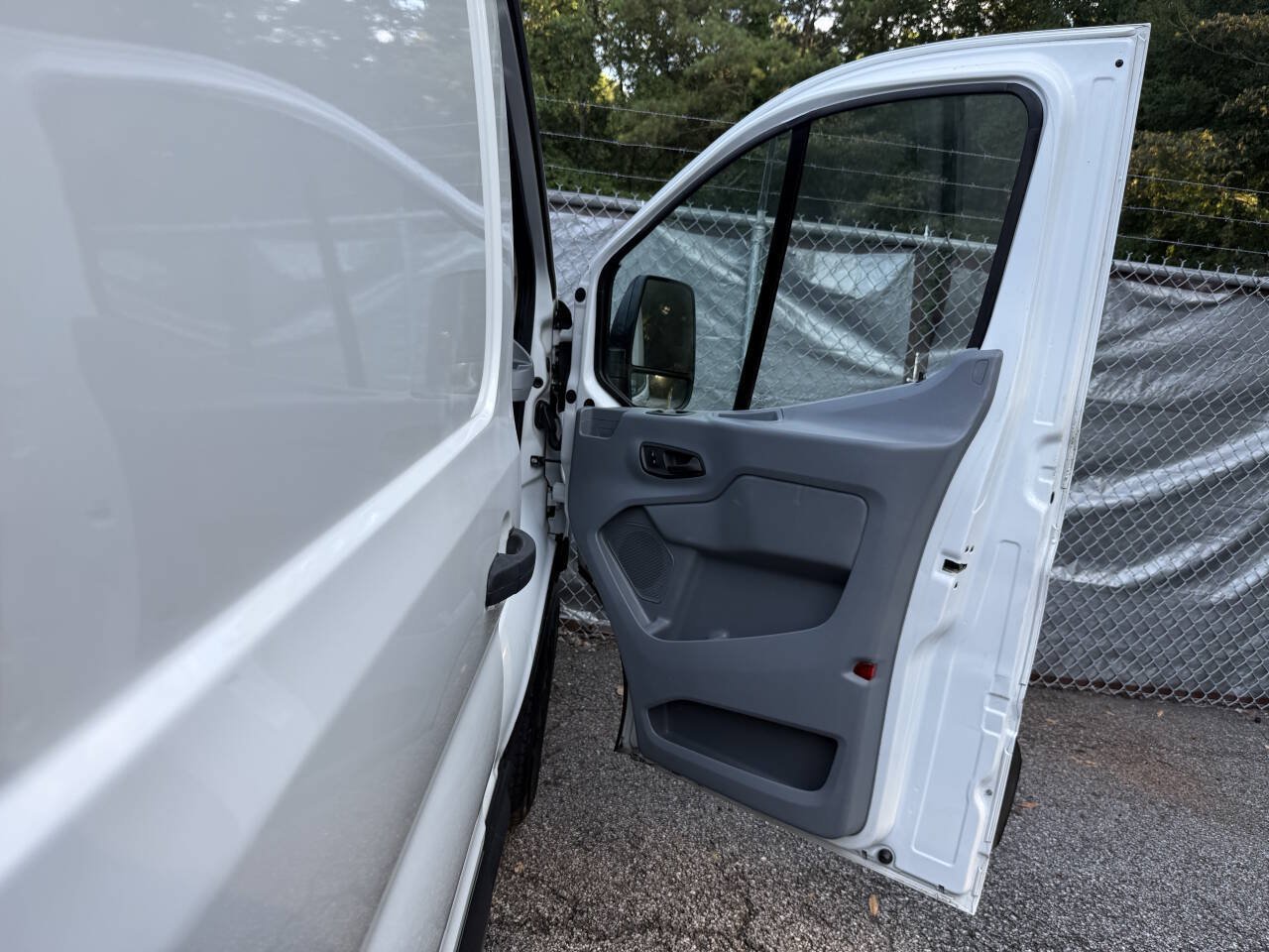 Used 2019 Ford Transit 250 148 Low Roof RWD image 32