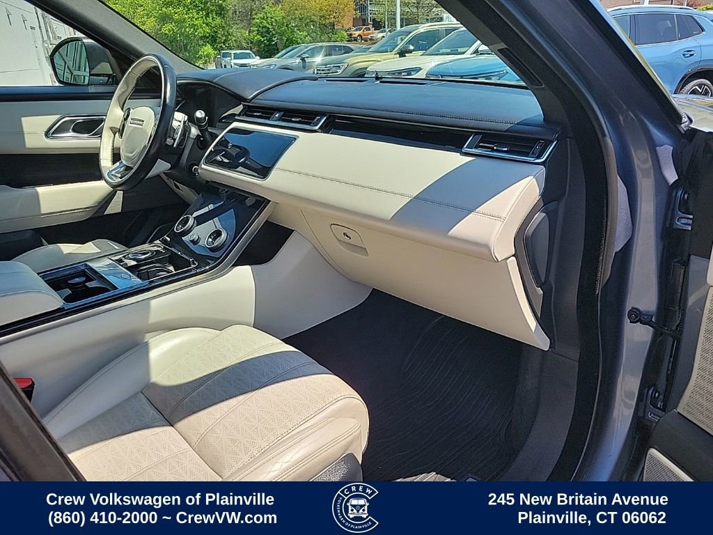 Used 2018 Land Rover Range Rover Velar R-Dynamic HSE AWD/4WD image 45