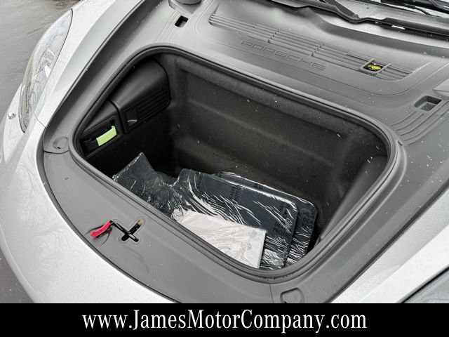 Used 2024 Porsche 718 Cayman w/ Premium Package RWD image 14
