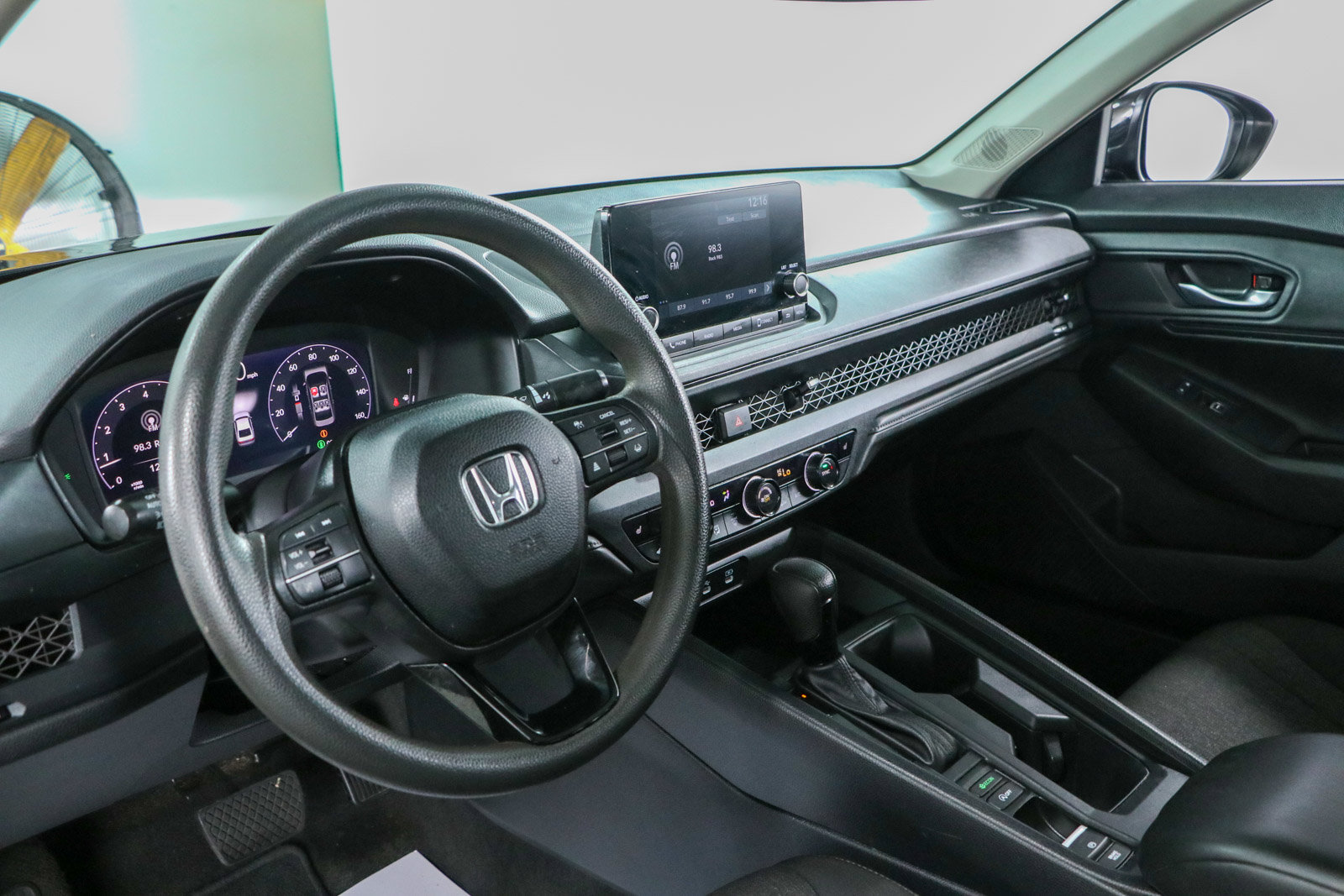 Used 2025 Honda Accord SE image 23