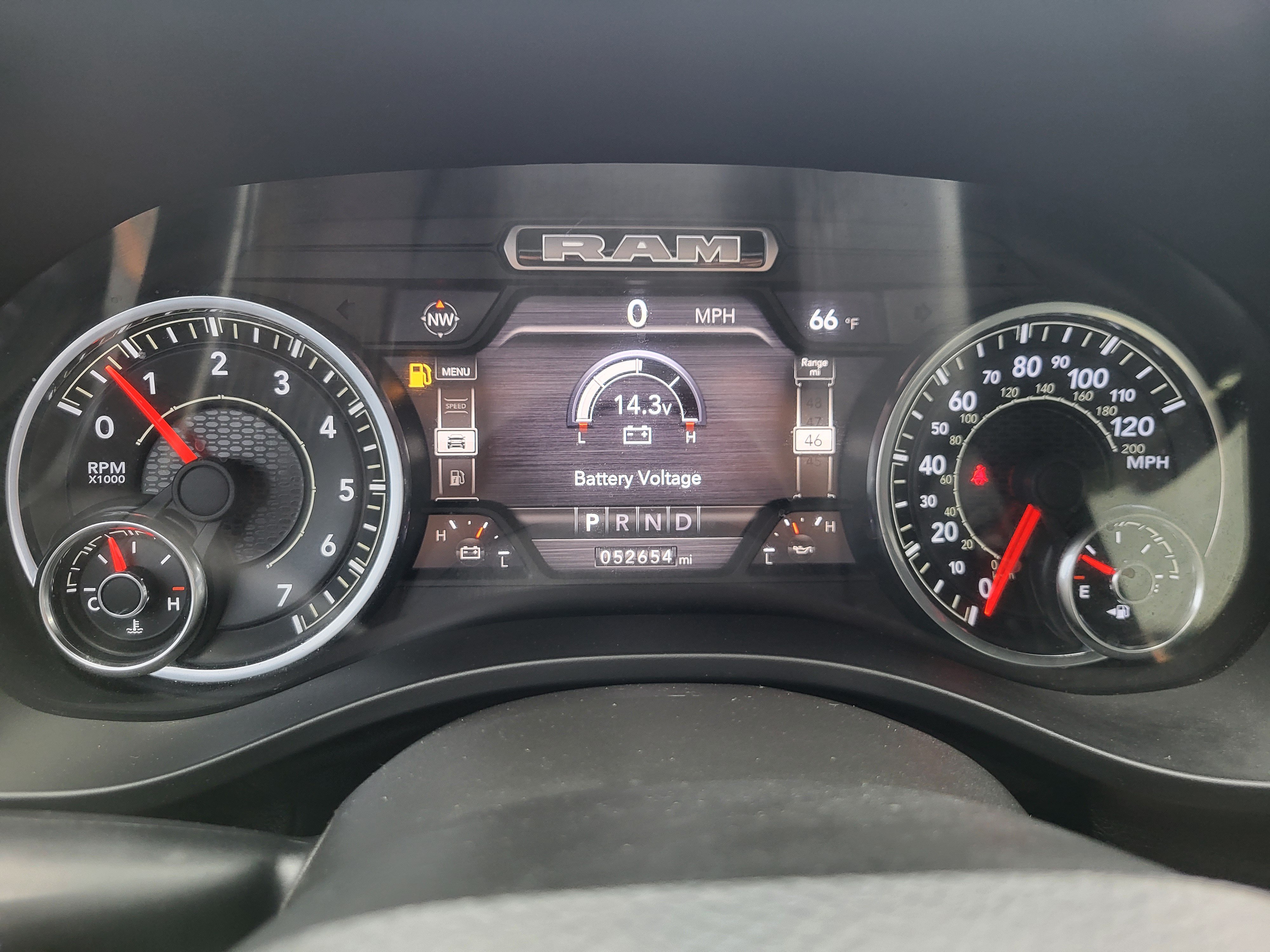 Used 2022 RAM 1500 Big Horn AWD/4WD image 16