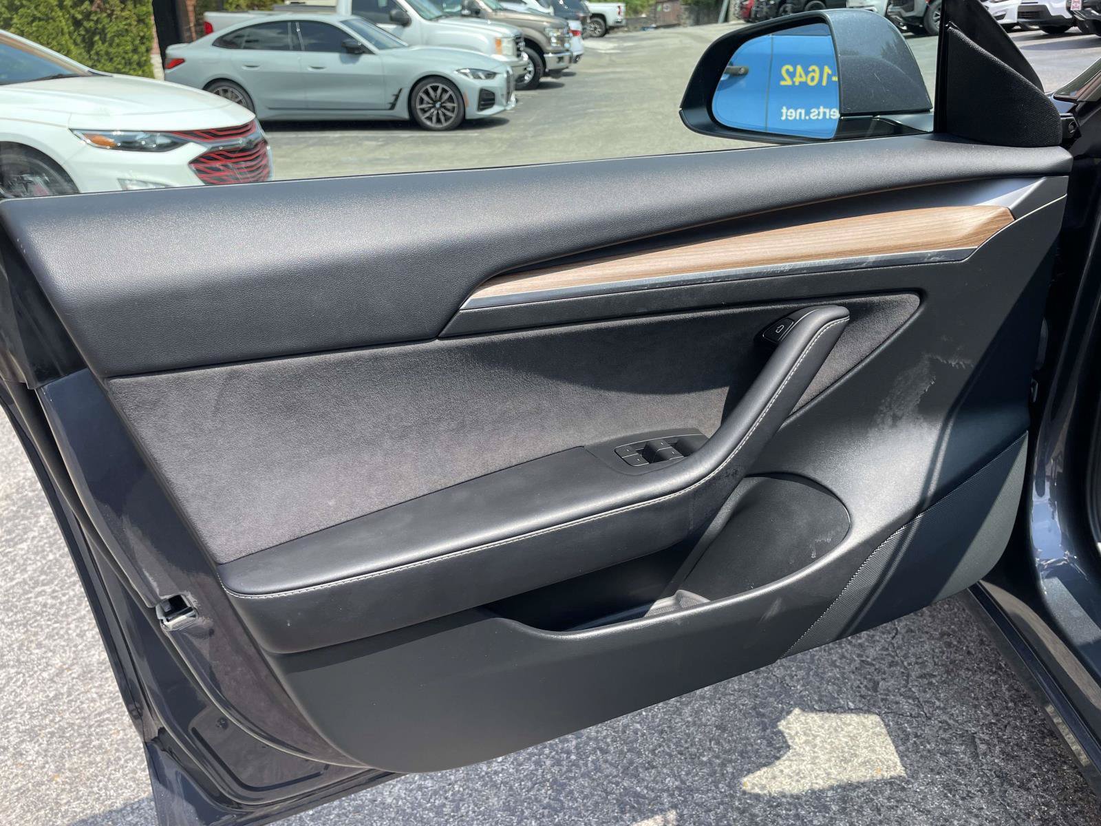 Used 2022 Tesla Model 3 RWD image 5