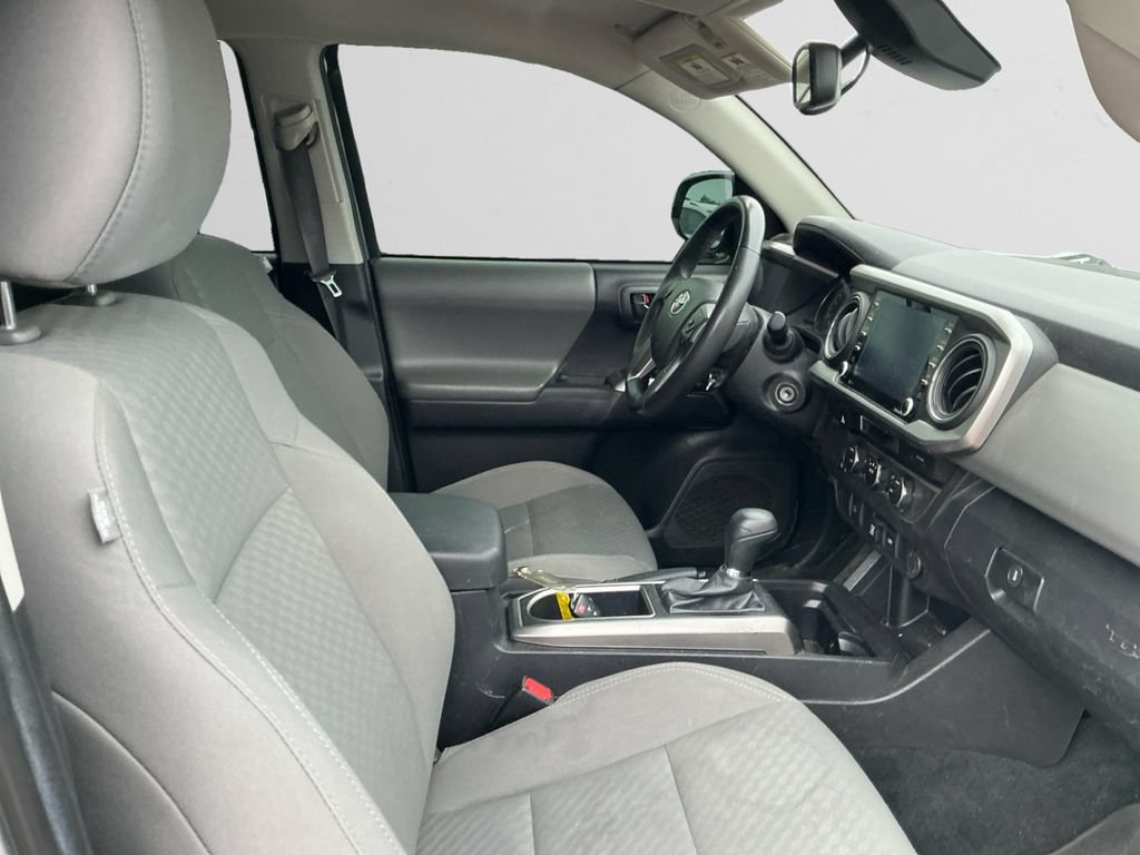 Used 2022 Toyota Tacoma SR5 RWD image 15