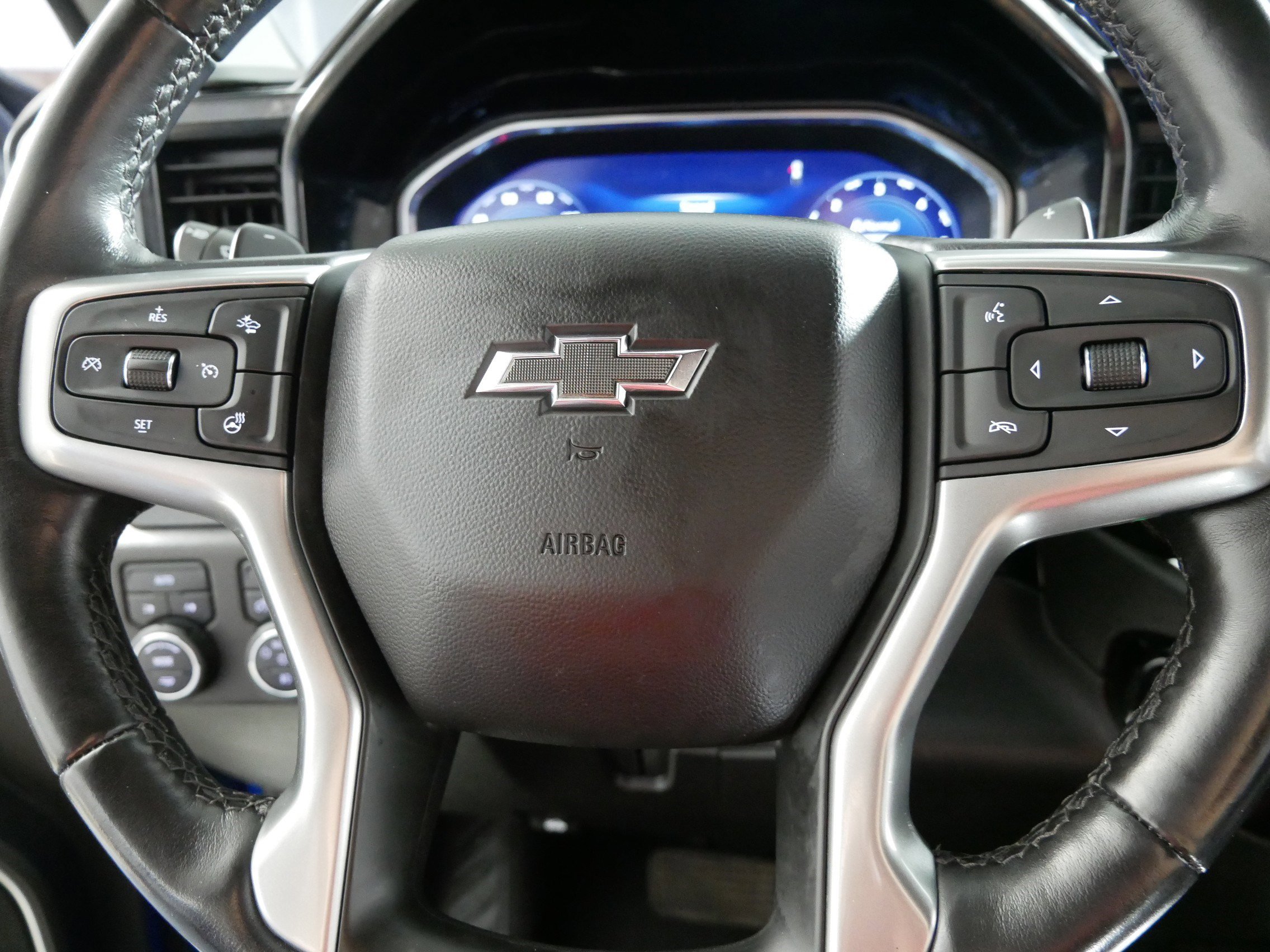 Used 2022 Chevrolet Silverado 1500 RST w/ RST All Star Premium Package AWD/4WD image 25